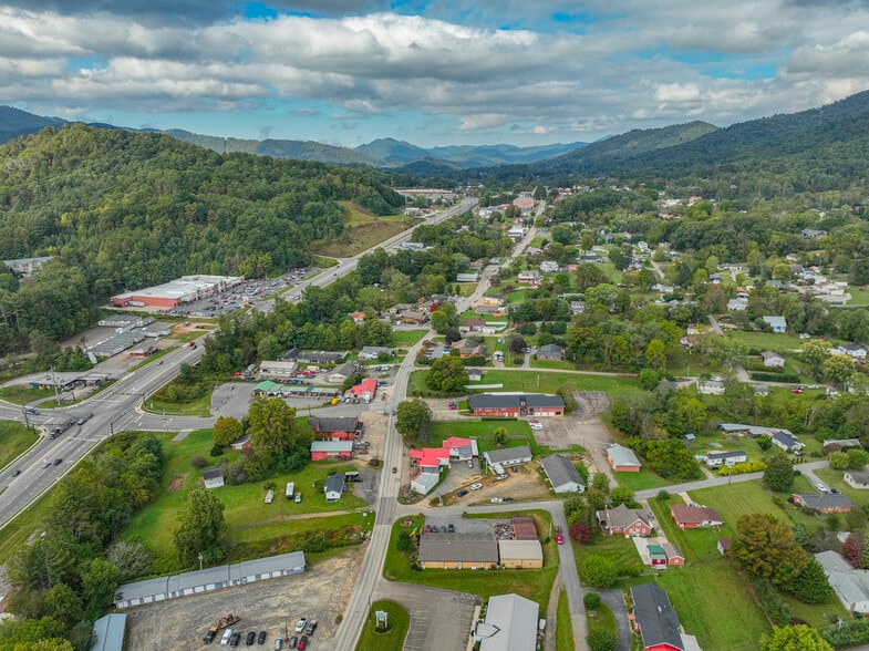 More Photos Of 505 E Main St, Burnsville Apartments For Sale