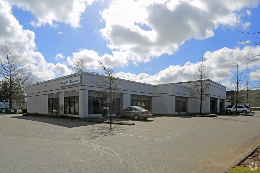 More Photos Of 18812 96th Ave, Surrey Warehouse For Lease