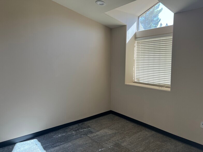 More Photos Of 7201 N 7th St, Phoenix Loft Creative Space For Sale