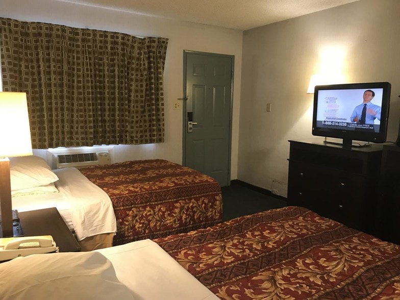 More Photos Of 1214 E Route 66 Blvd, Tucumcari Hotel For Sale