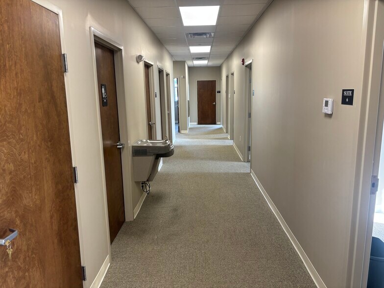 More Photos Of 6225 Greenlee St, Arlington Office For Sale