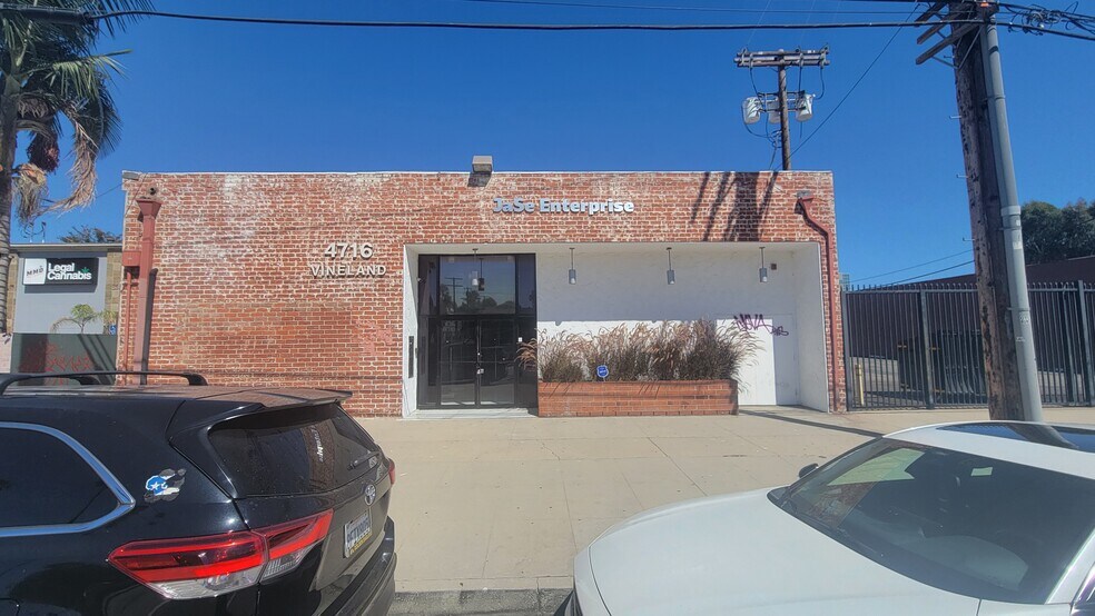 More Photos Of 4716 Vineland Ave, North Hollywood Loft Creative Space For Lease