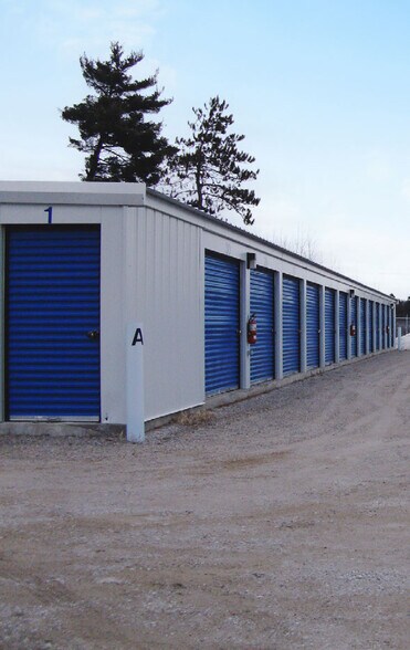 More Photos Of 1063 Snow Valley Rd, Springwater Self Storage For Sale