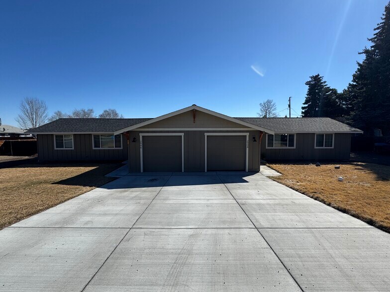 Primary Photo Of 2908 NW Canal Blvd, Redmond Specialty For Sale