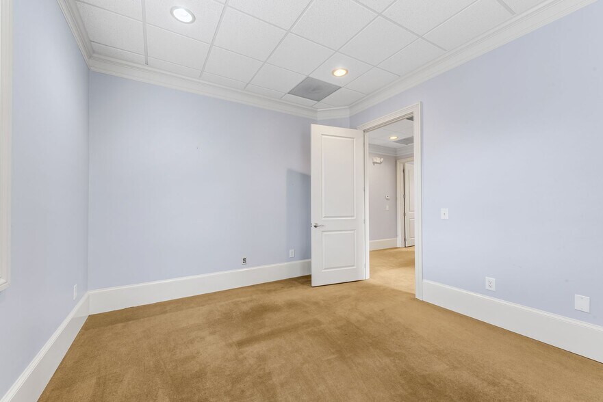 More Photos Of 3475 Dallas Hwy, Marietta Office For Lease