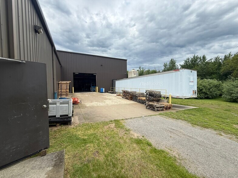 More Photos Of 12463 Cleveland St, Nunica Industrial For Sale