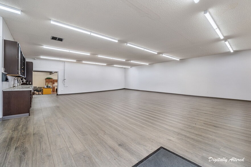 More Photos Of 341 Harris St, Eureka Storefront For Sale