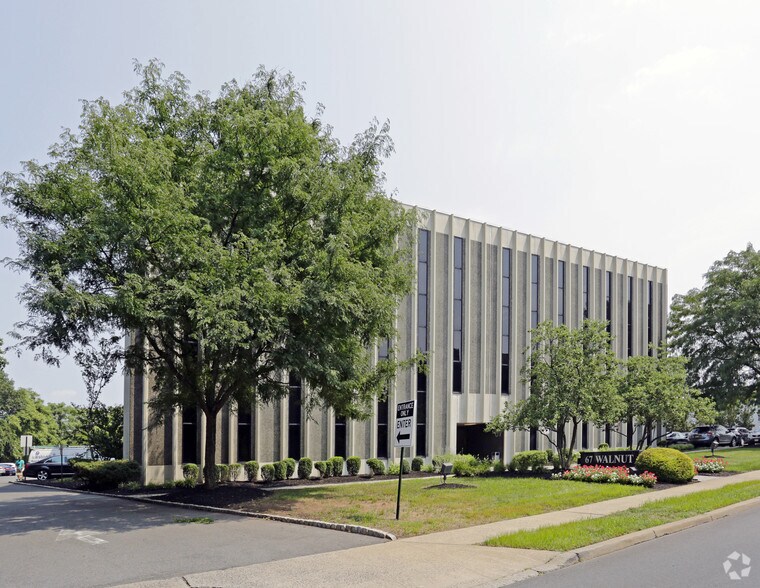 More Photos Of 67 Walnut Ave, Clark Office For Lease