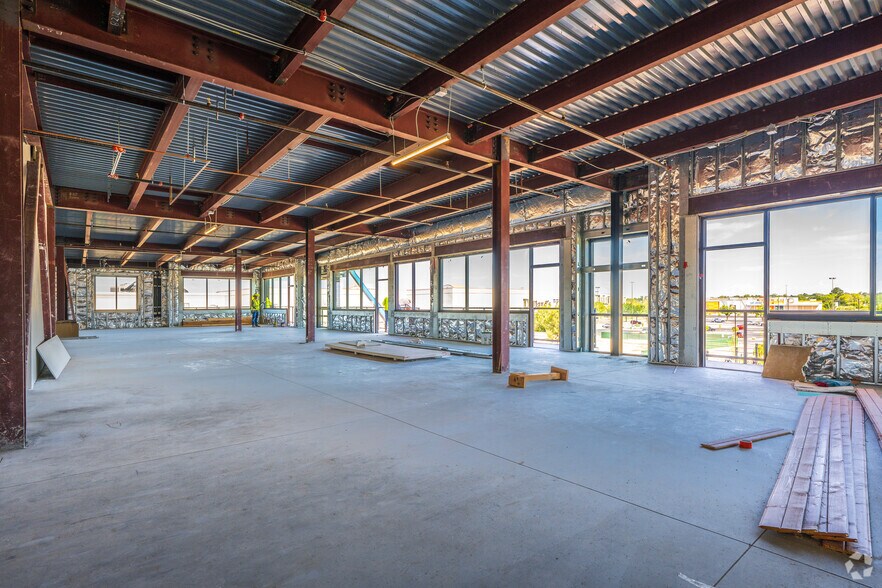 More Photos Of 2100 Louisiana Blvd NE, Albuquerque Coworking Space