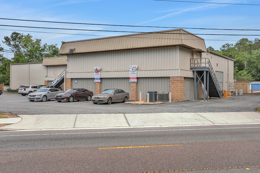 More Photos Of 3787 Old Middleburg Rd, Jacksonville Office For Sale