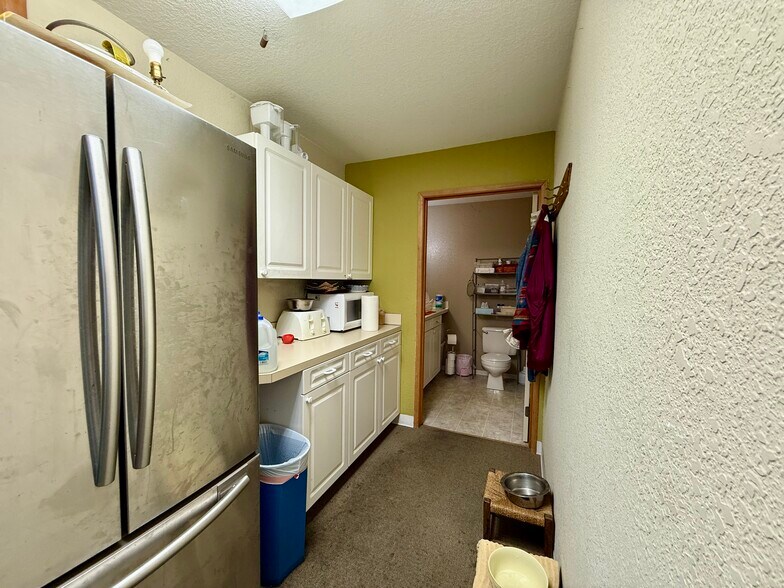 More Photos Of 1910 Bay Ave, Ocean Park Freestanding For Sale