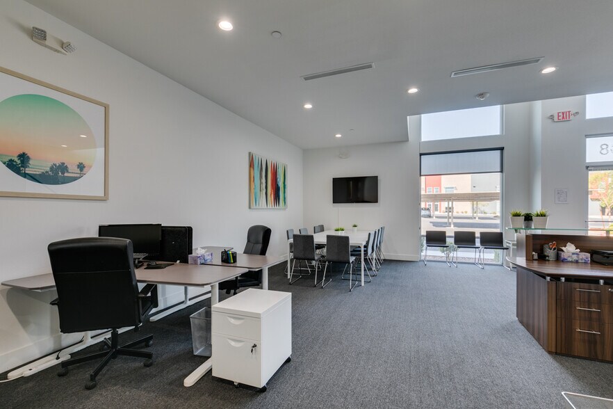 More Photos Of 7318 W Post Rd, Las Vegas Loft Creative Space For Sale