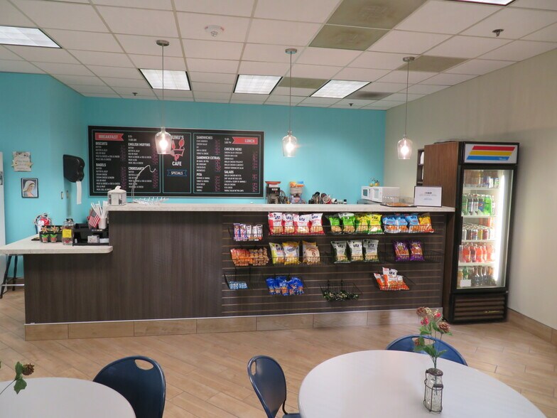 More Photos Of 6800 Paragon Pl, Richmond Office For Lease