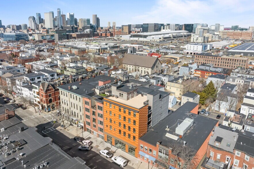 More Photos Of 380 W Broadway, Boston Apartments For Lease