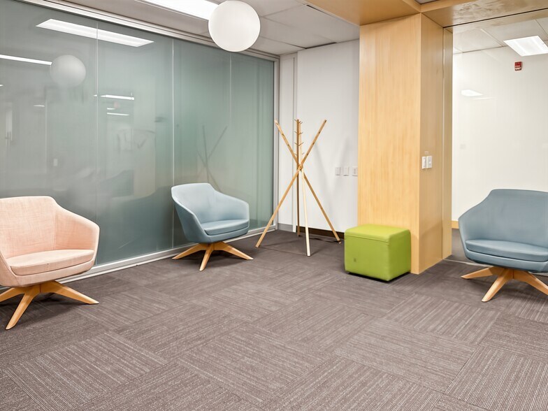More Photos Of 4838 Richard Rd SW, Calgary Coworking Space