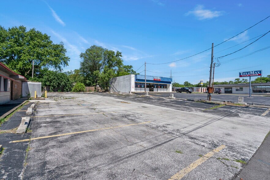 More Photos Of 1815 N Glenstone Ave, Springfield Freestanding For Sale