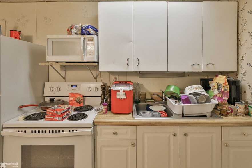 More Photos Of 214-216 W Ridge St, Lansford Apartments For Sale