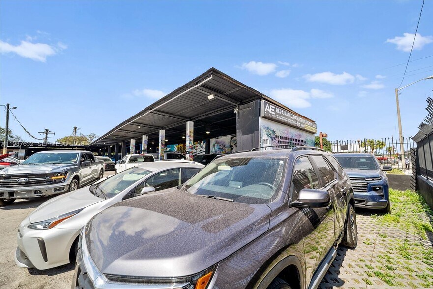More Photos Of 5700 NW 27th Ave, Miami Auto Repair For Sale