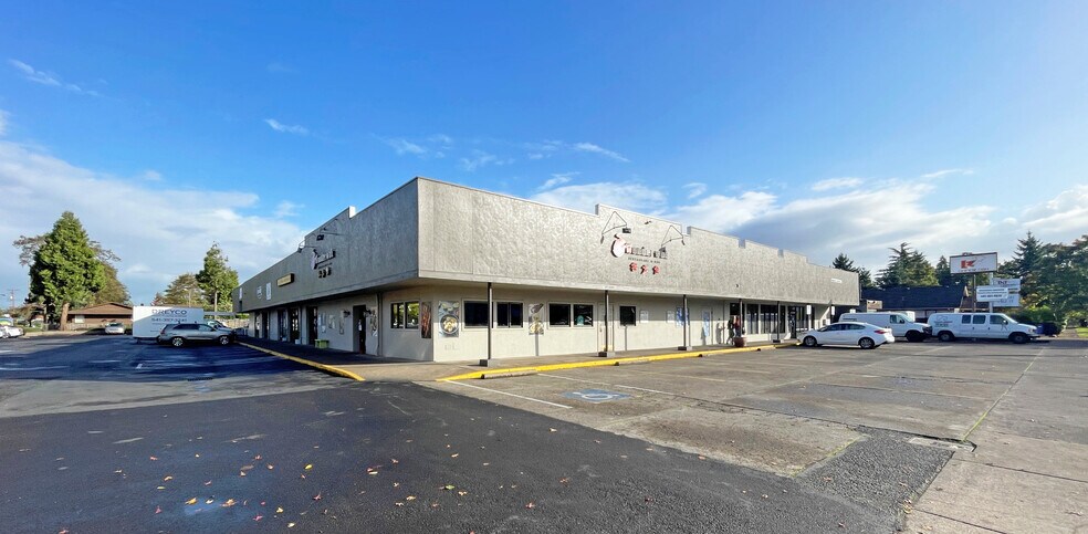 Primary Photo Of 1075-1099 Chambers St, Eugene Storefront Retail Office For Lease