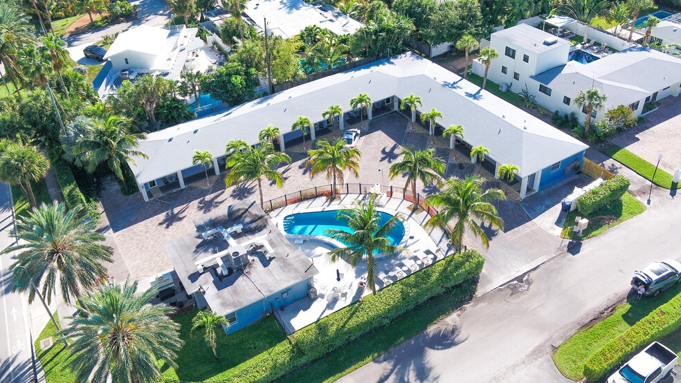 More Photos Of 3021 N Ocean Dr, Riviera Beach Apartments For Sale