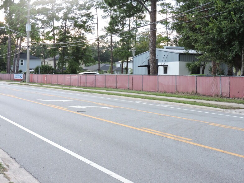 More Photos Of 7576 Wilson Blvd, Jacksonville Office For Sale