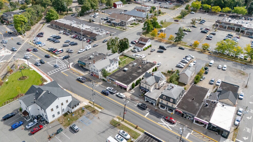 More Photos Of 390 Ramapo Valley Rd, Oakland Freestanding For Lease