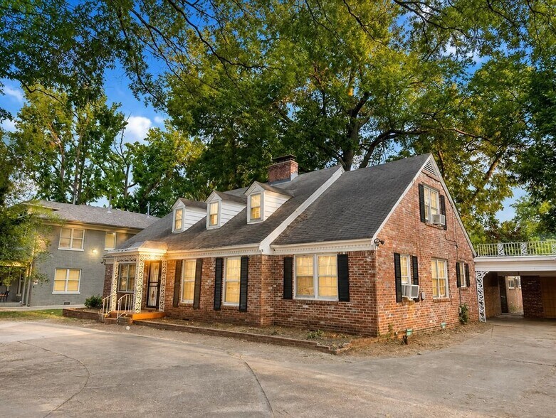 Primary Photo Of 3604 Midland Ave, Memphis Sorority Fraternity House For Sale