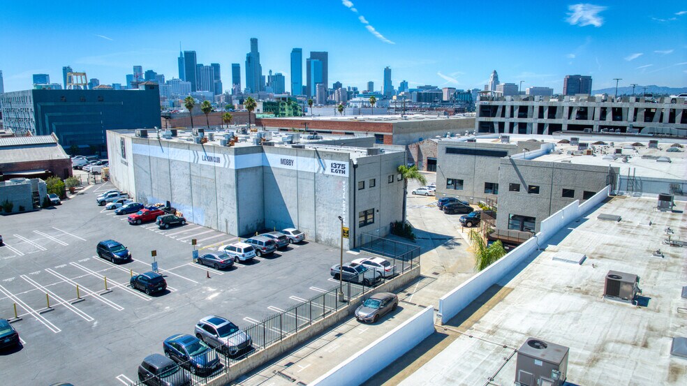 More Photos Of 1375 E 6th St, Los Angeles Flex For Lease