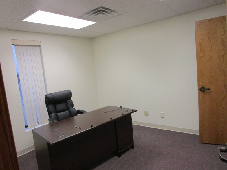 More Photos Of 1807 E Mary St, Garden City Coworking Space