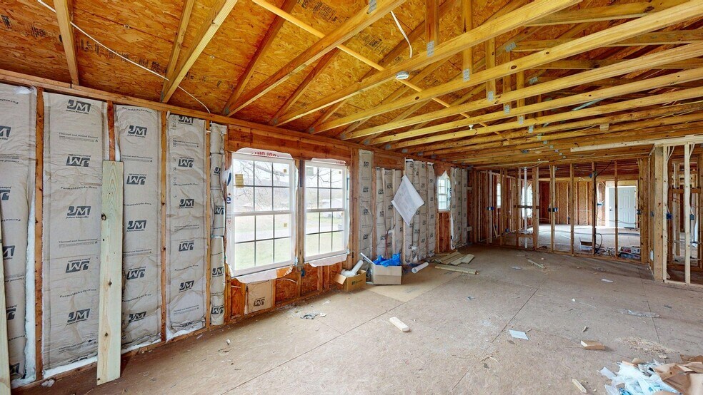 More Photos Of 57 Mill St, Cave Spring Multifamily For Sale