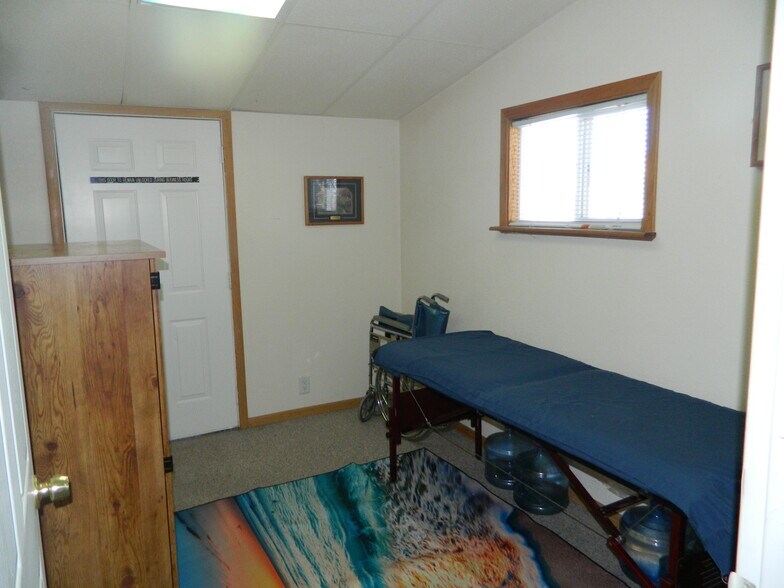 More Photos Of 2345 Biehn St, Klamath Falls Healthcare For Sale