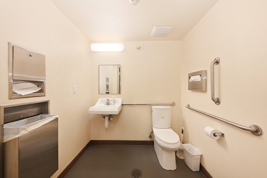 More Photos Of 8708 Rainier Ave S, Seattle Apartments For Sale