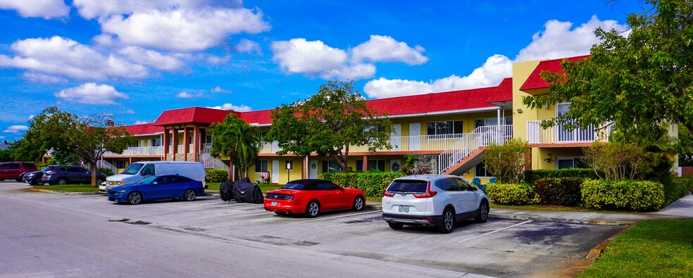 More Photos Of 155 SE 5th Ct, Deerfield Beach Apartments For Sale