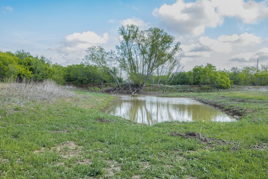More Photos Of 8519 State Park Rd, Lockhart Land For Sale