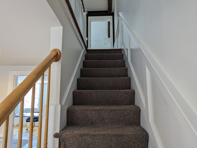 More Photos Of 14 Inn St, Newburyport Office For Lease