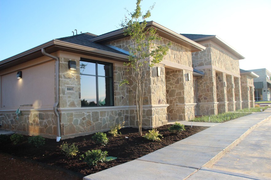 More Photos Of 8805 N Tarrant Pky, North Richland Hills Medical For Sale