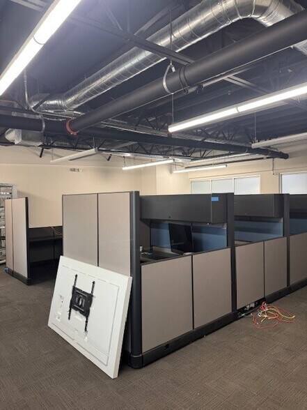 More Photos Of 1315 Hot Springs Way, Vista Light Manufacturing For Lease