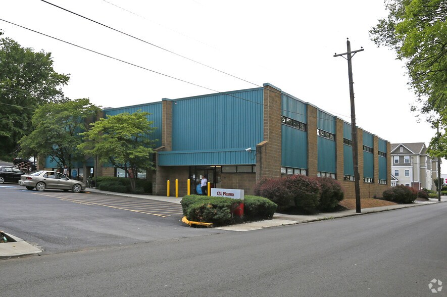 More Photos Of 1616 Grand Ave, Knoxville Medical For Sale