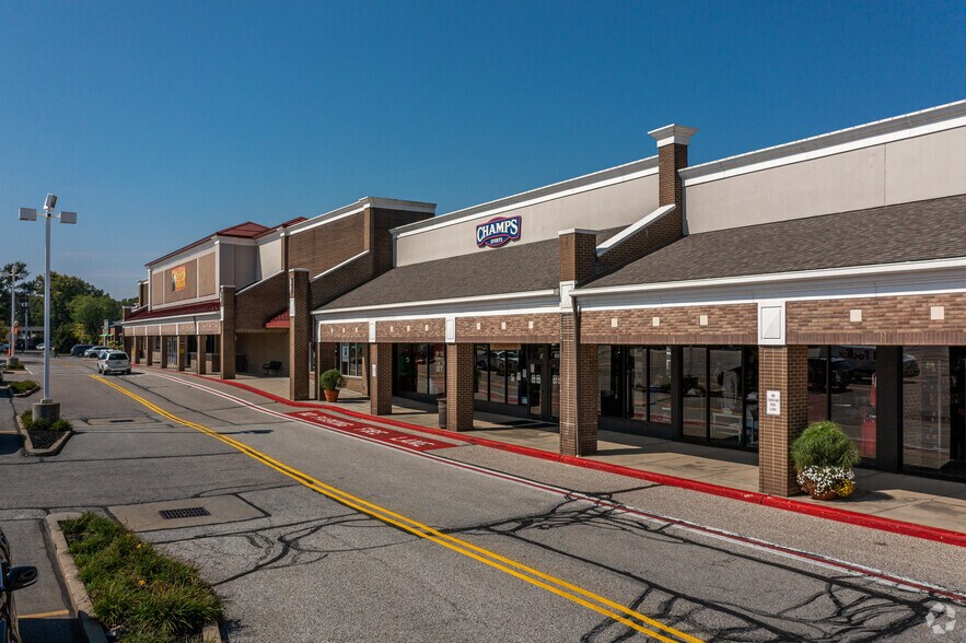 More Photos Of 33311-33631 Aurora Rd, Solon Unknown For Lease