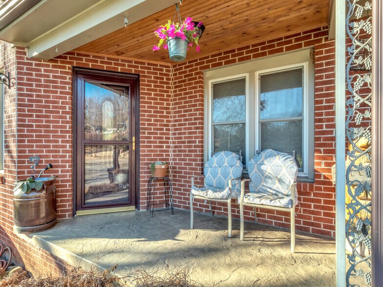 More Photos Of 1254 Pisgah Dr, Canton Specialty For Sale