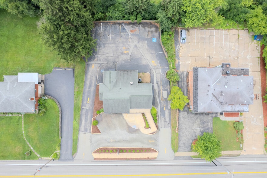 More Photos Of 4373 Old William Penn Hwy, Murrysville Office For Lease