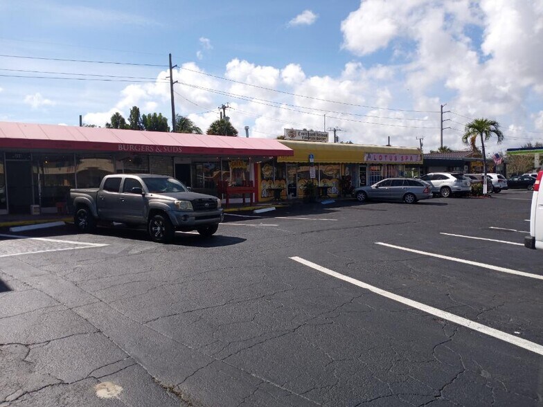 More Photos Of 350-360 E McNab Rd, Pompano Beach Storefront For Sale
