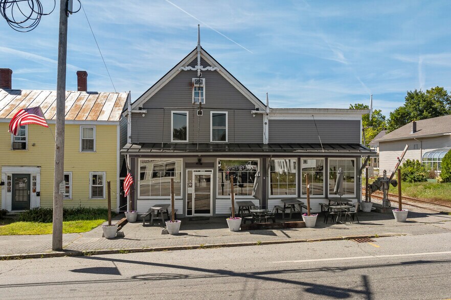 Primary Photo Of 64 Main St, Richmond Restaurant For Sale