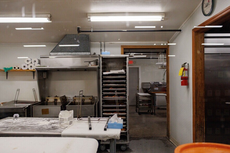 More Photos Of 63 Talona Spur Rd, Ellijay Freestanding For Sale