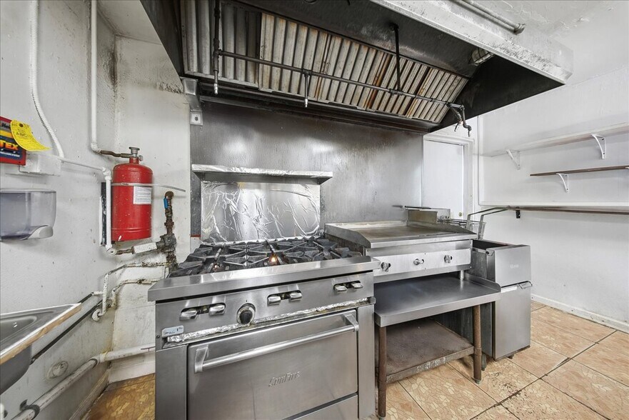 More Photos Of 10401 W Terry St, Bonita Springs Restaurant For Sale