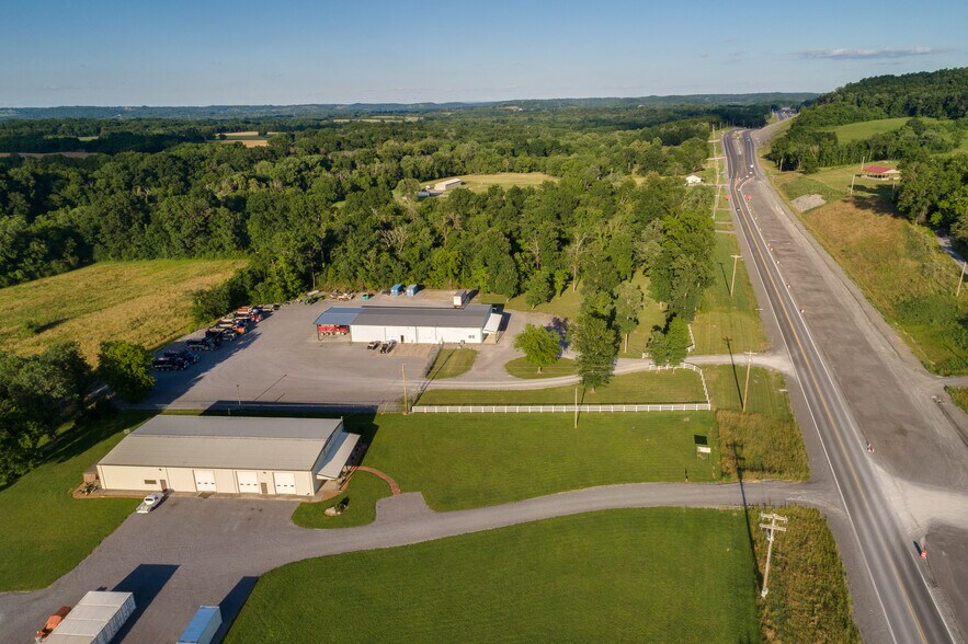 More Photos Of 2533 Highway 41A S, Shelbyville Showroom For Sale