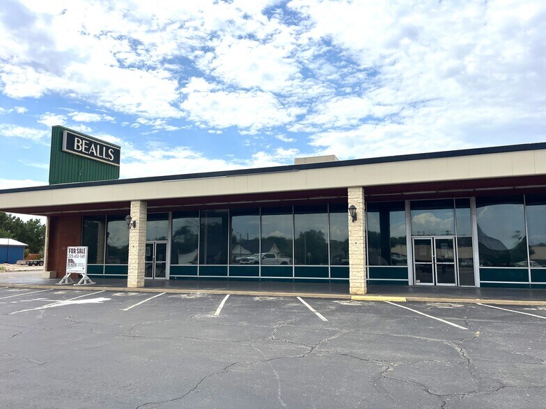 Primary Photo Of 2230 W Beauregard Ave, San Angelo Freestanding For Sale