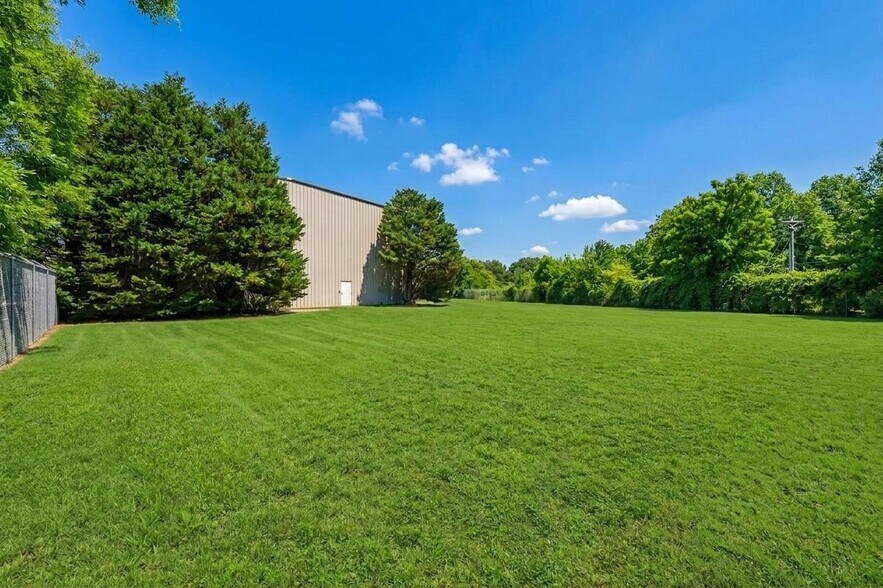 More Photos Of 1972 Red Oak Flats Rd, Dahlonega Warehouse For Sale