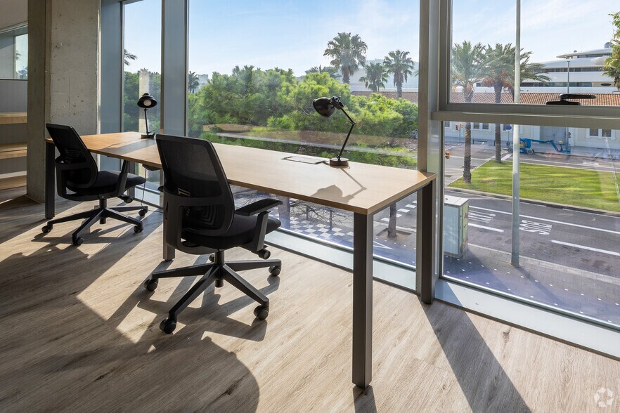 More Photos Of 99-101 Passeig de Joan de Borbó Comte de Barcelona, Barcelona Coworking Space