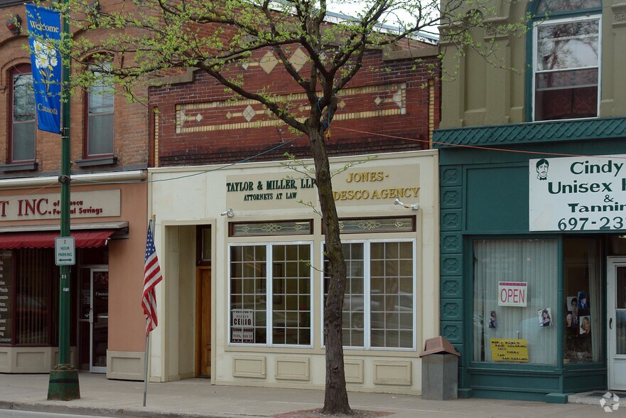 More Photos Of 133 S Peterboro St, Canastota Storefront Retail Office For Lease